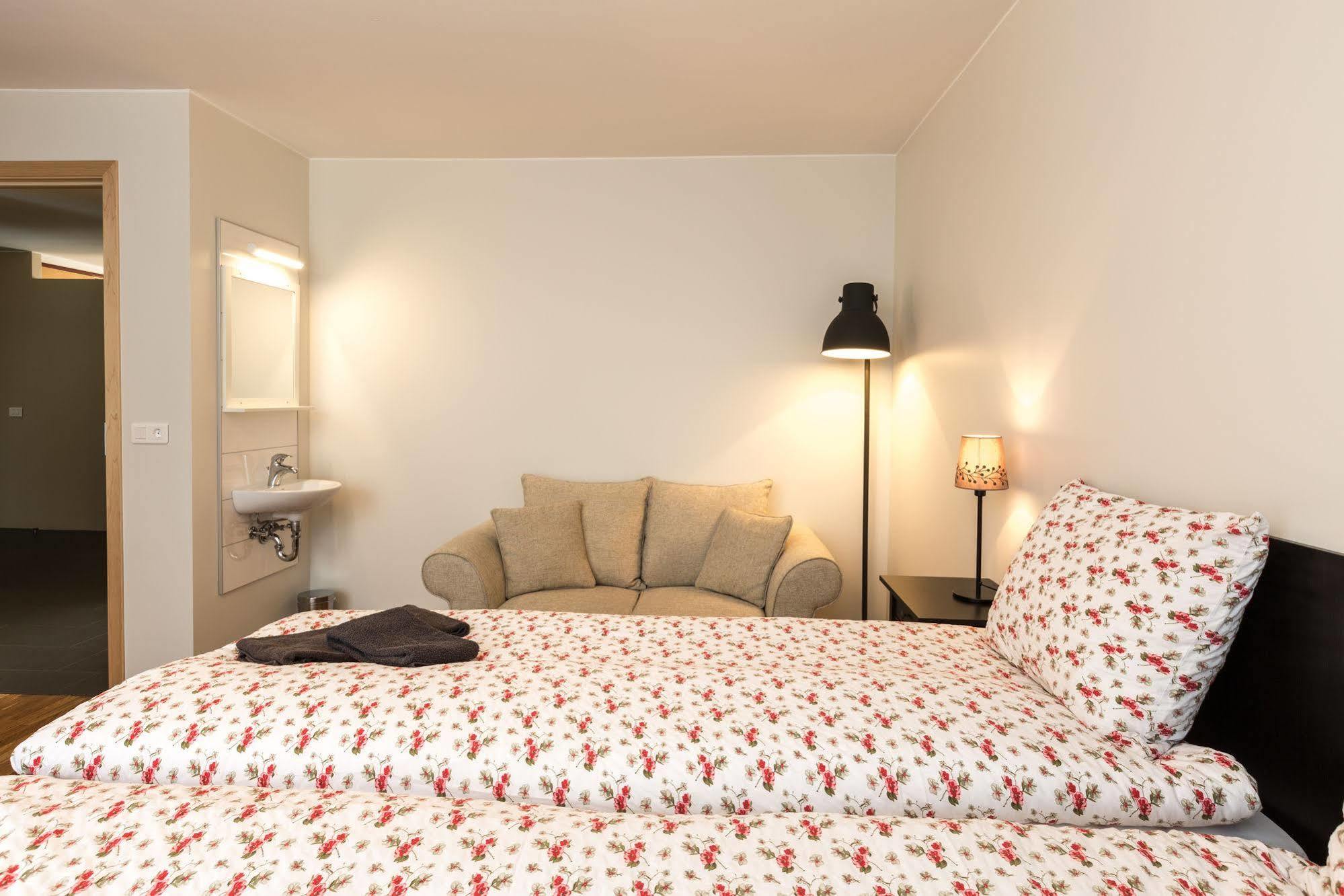 Guesthouse Garun Skolavellir Селфосс Экстерьер фото